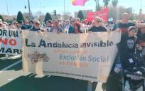 Óscar Mitillo (primero por la derecha) en una manifestación con la Asociación Pro Derechos Humanos de Andalucía/ OM