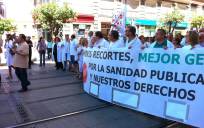 Marea Blanca vuelve a la calle en Sevilla