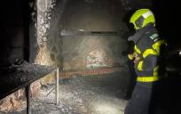 La Guardia Civil de Sevilla investiga el incendio en Sanlúcar que dejó un fallecido