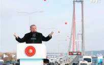 Inauguran el mayor puente colgante del mundo entre Asia y Europa 