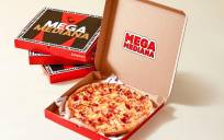 Telepizza lidera la innovación del sector lanzando una pizza mediana más grande y económica.