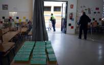 Andalucía cumple 40 años de sus primeras elecciones en plena precampaña