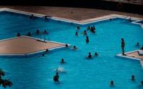 La contracara de la sequía: una piscina por cada 37 habitantes