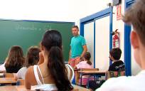 Primer día de clase en el CEIP Escritor Alfonso Grosso (Sevilla) / EP