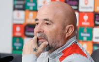 El entrenador del Sevilla, el argentino Jorge Sampaoli. EFE/José Manuel Vidal