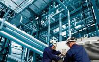 La empresa sevillana de ingeniería Azcatec tiene abierta una oferta de empleo para incorporar a una persona en funciones de ingeniería química ambiental para garantizar la seguridad de proyectos industriales.