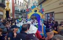 El Heraldo Real ya recorre las calles de Sevilla