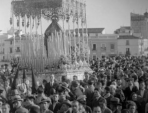 Recuperan en EE UU la película más antigua de la Semana Santa de Sevilla