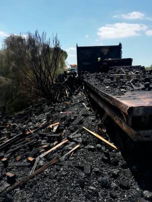 estado del camión tras el incendio. / Consorcio de Bomberos de la Provincia de Cádiz