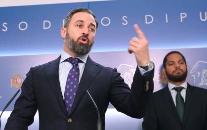 Abascal reclama coherencia a Iglesias y que aísle al PSOE por corrupto