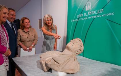 El Arqueológico custodiará y restaurará el busto del emperador Adriano recuperado en Écija