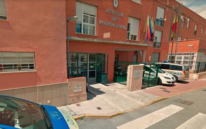 Jefatura de Policía Local de Castilleja de la Cuesta. / Google Maps