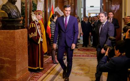 Sánchez apela a un pacto «entre diferentes» para salvar la crisis de gobernabilidad