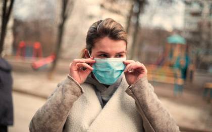 ¿Cómo distinguir entre síntomas de coronavirus y de una alergia?