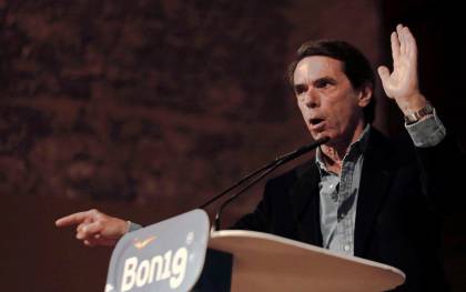 Aznar: «Más que resolver problemas Vox los agudiza»