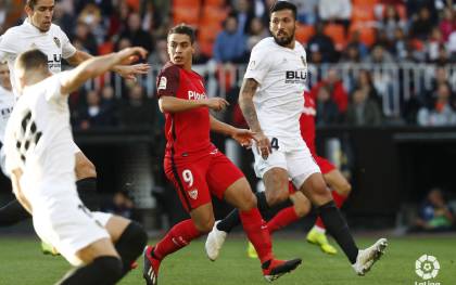 Decepcionante empate del Sevilla FC en Mestalla (1-1)