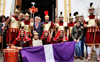 La Judea de Alcalá, visita a los sagrarios y el gentío por el centro