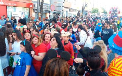 Música y carrozas de Carnaval llenan Alcalá este fin de semana. / Ayuntamiento
