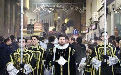 La Vera-Cruz de Dos Hermanas celebró su 475 aniversario con una procesión extraordinaria