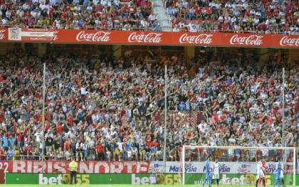 Cuatro nuevas multas al Sevilla