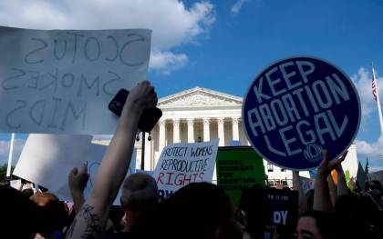 Protestas en decenas de ciudades de EE.UU. contra la ilegalización del aborto