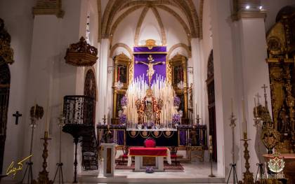 Primer altar de quinario en Santa Catalina tras su reapertura