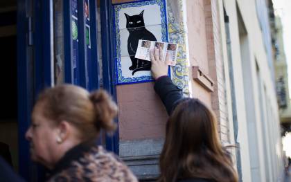 Ventajas de vender ‘El Gordo’: sorpresa en El Gato Negro de Sevilla