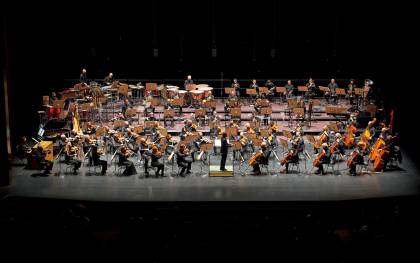 La ROSS ofrece un concierto benéfico homenaje a John Williams en el Teatro Falla de Cádiz