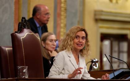 La presidenta del Congreso de los Diputados, Meritxell Batet, rechaza este jueves las peticiones de PP, Vox y Ciudadanos de aplazar el pleno. EFE/ Kiko Huesca