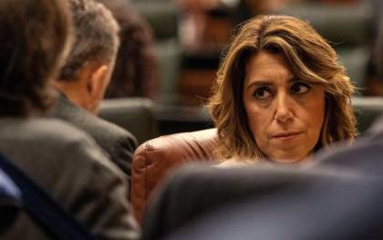 La secretaria general del PSOE-A y presidenta del grupo parlamentario, Susana Díaz. / EFE