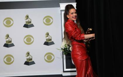 Rosalía gana su primer Grammy y Alejandro Sanz el mejor disco de pop latino