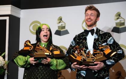 Rosalía gana su primer Grammy y Alejandro Sanz el mejor disco de pop latino
