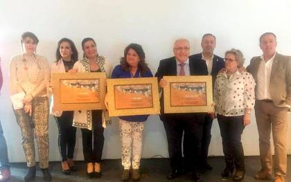 Lola Triana, Luis Baras y Las Carlotas, homenajeados en el VII Encuentro Gente de las Sevillanas