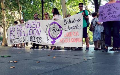 Colectivos feministas celebran en Sevilla la sentencia contra La Manada