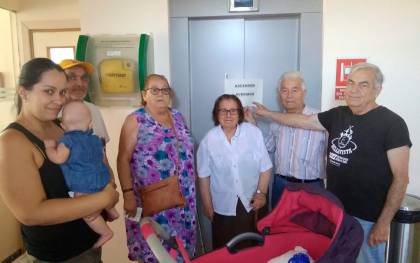El ambulatorio de Bellavista lleva tres meses sin ascensor