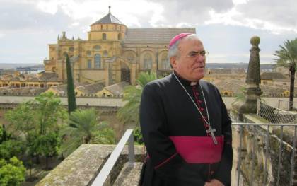 El obispo de Córdoba celebra el «vuelco electoral» en Andalucía
