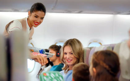 Emirates busca tripulantes de cabina en Sevilla