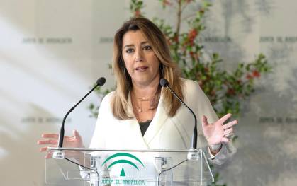 Díaz critica que la «primera medida» de regeneración política del acuerdo PP-Cs suponga que altos cargos «cobren más»