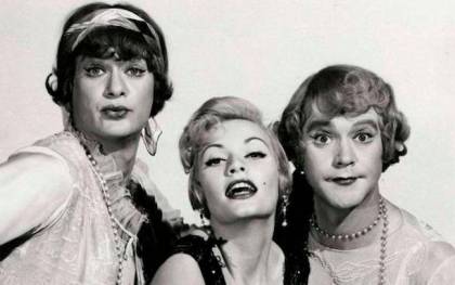 Tony Curtis, Marilyn Monroe y Jack Lemmon en ‘Con faldas y a lo loco’. / El Correo