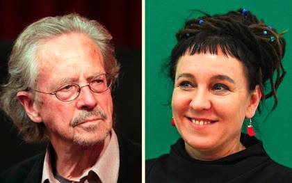 Los ganadores de los Premios Nobel de Literatura 2018 y 2019, Peter Handke y Olga Tokarczuk. / EFE
