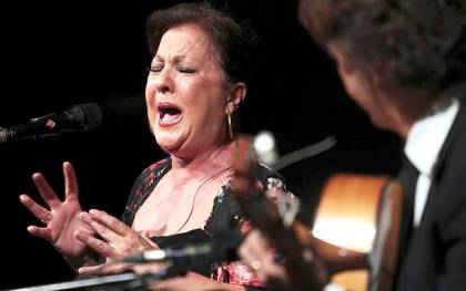Carmen Linares, la cantaora que lucha y pervive