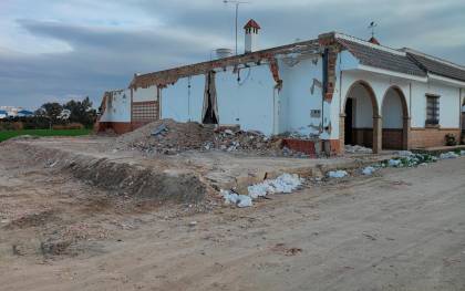 La casa en la aldea de Los Pajares fue derribada por el Ayuntamiento por mandato judicial el pasado mes de febrero (Foto: Francisco J. Domínguez).