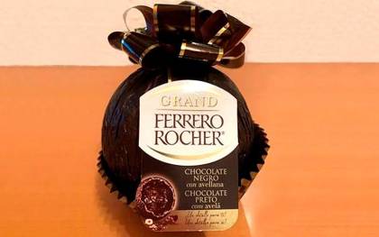El producto Grand Ferrero Rocher Dark.