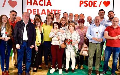 Acto del PSOE en Gilena este martes. / El Correo