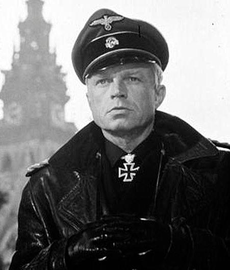 Muere Hardy Krüger, de la Alemania nazi a hacer carrera en Hollywood
