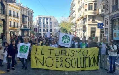 Manifestación este domingo en Sevilla. Foto: El Correo. 