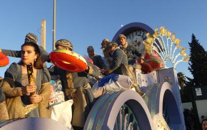Masiva Cabalgata de Reyes Magos en Utrera