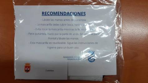 La Soledad de Alcalá del Río dona mascarillas reutilizables para toda la población