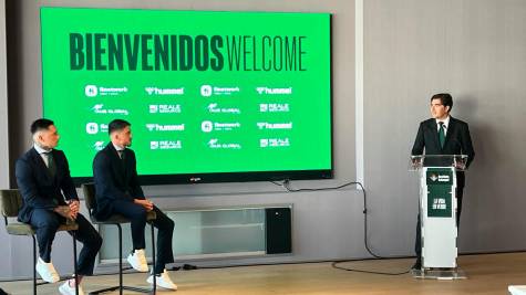 Chimy Ávila y Pablo Fornals presentados como nuevos jugadores verdiblancos