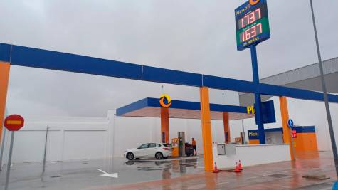 Abren más gasolineras baratas en Andalucía, esta vez en Sevilla y Almería